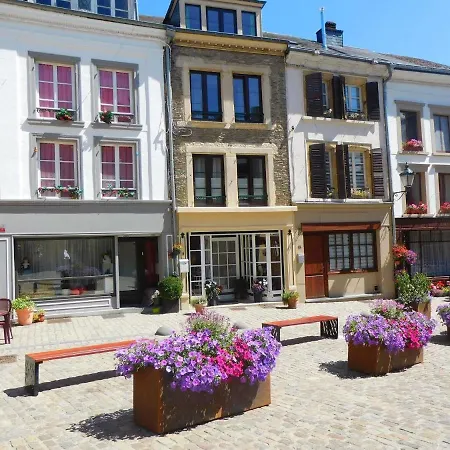 Hotel The Charm 4*